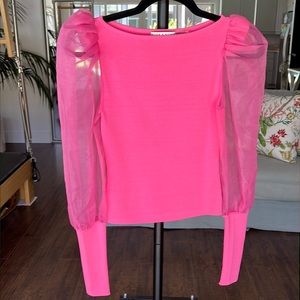 Hot Pink Alice & Olivia Puff Sleeve Top. Never been worn!